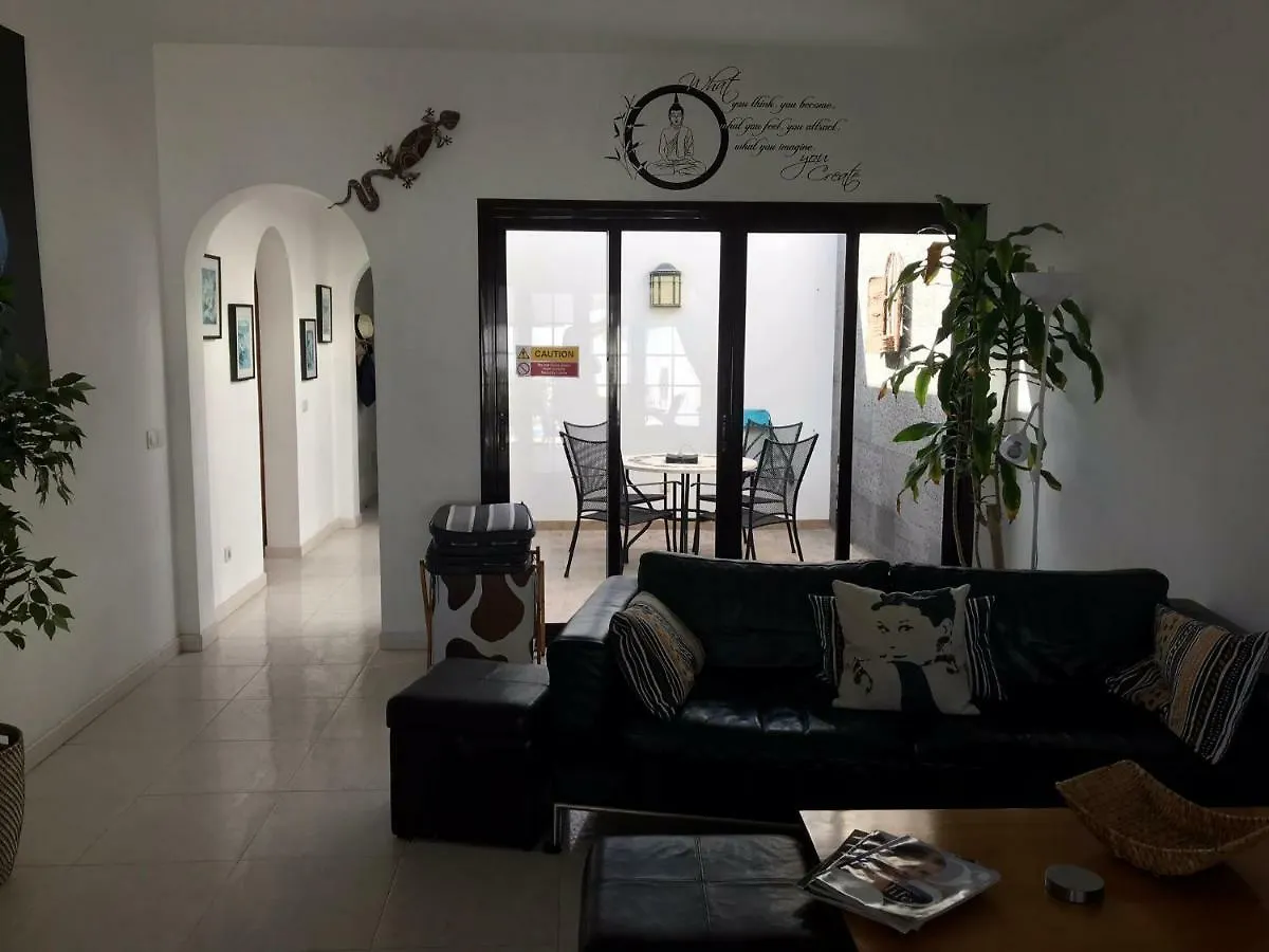 Casa Blanca Villa Arrecife