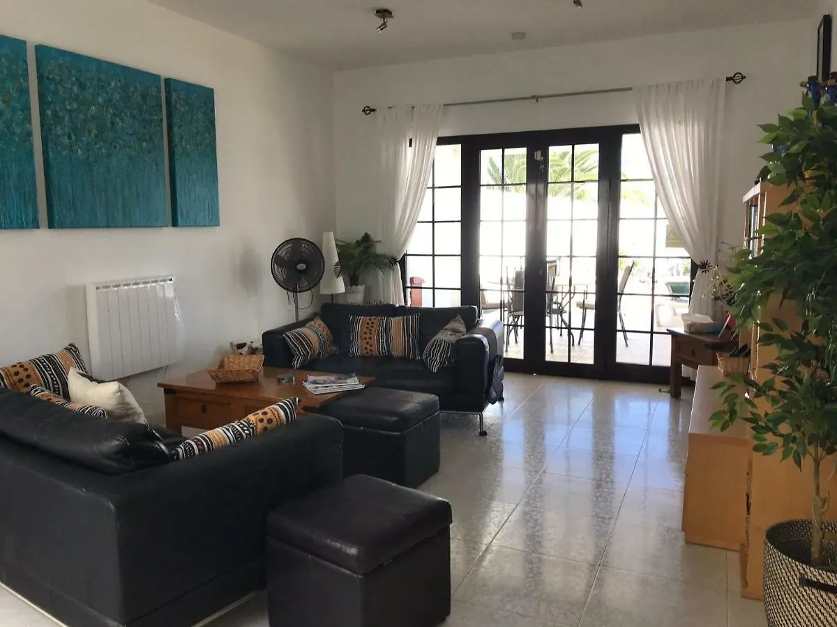 Casa Blanca Villa Arrecife