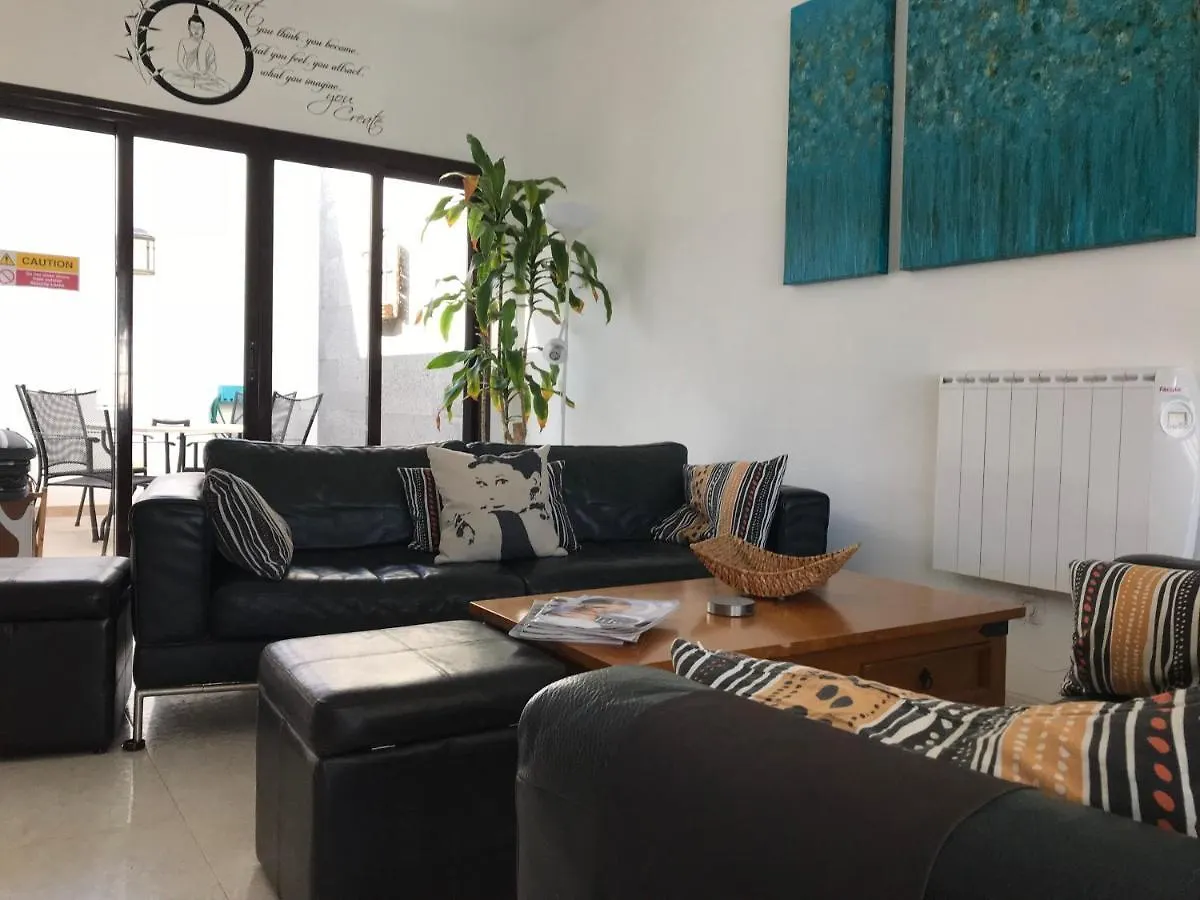 Casa Blanca Villa Arrecife